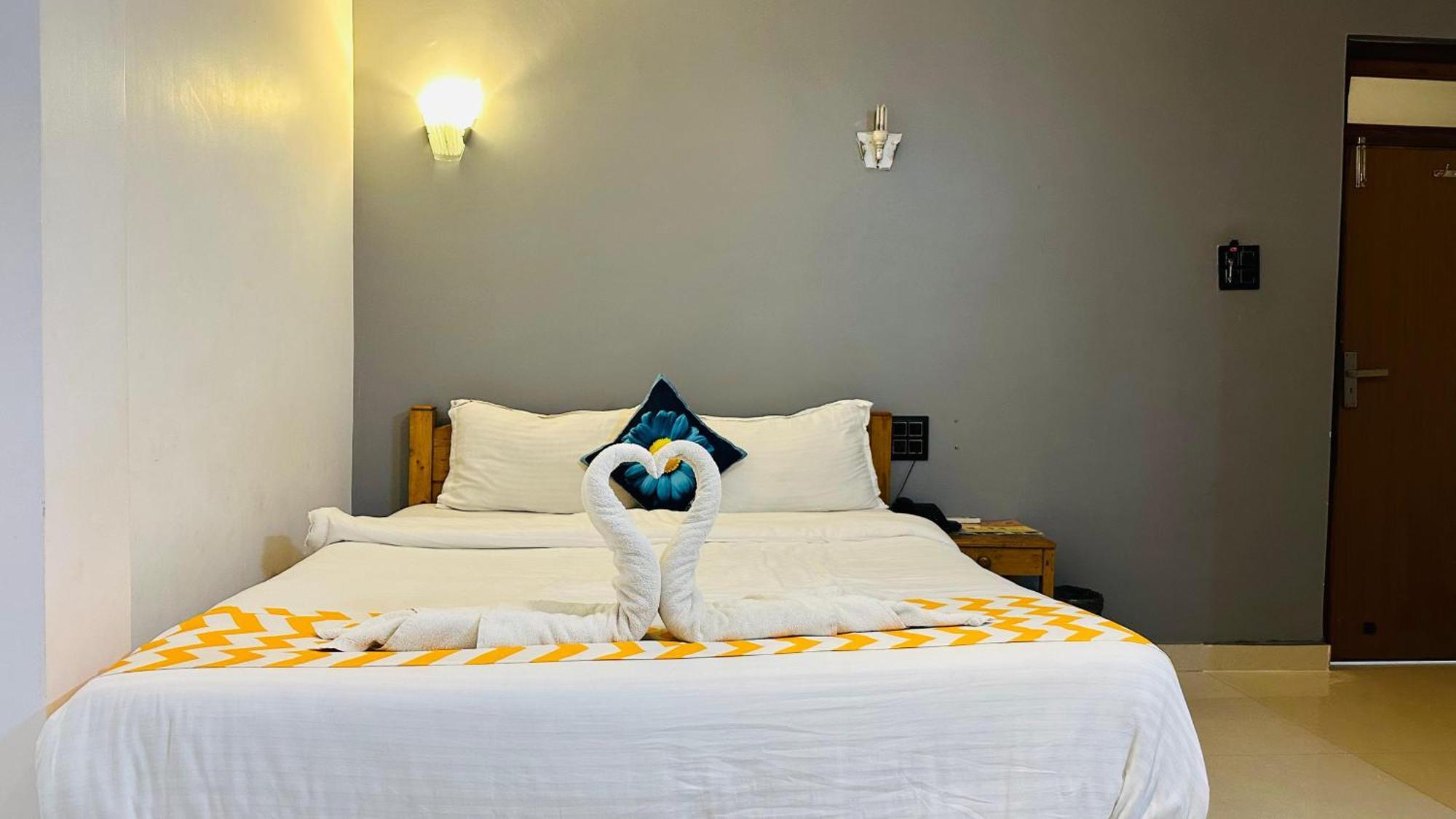 Hotel Baga Bay 200 Meters From Baga Beach Εξωτερικό φωτογραφία